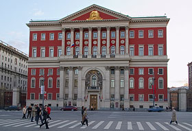 Здание Моссовета (мэрии) в Москве (улица Тверская)